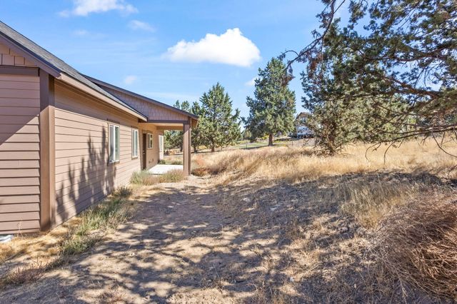 8111 SW High Cone Drive, Terrebonne, OR 97760