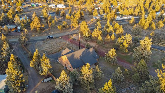 8111 SW High Cone Drive, Terrebonne, OR 97760