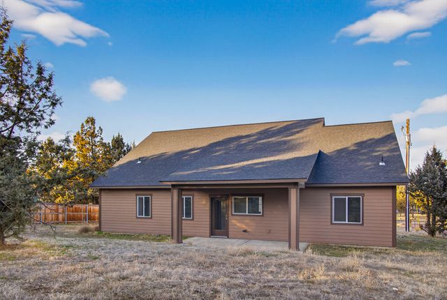 8111 SW High Cone Drive, Terrebonne, OR 97760