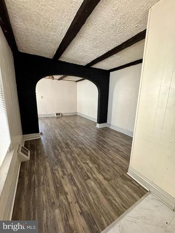 625 E MIDDLE ST, Hanover, PA 17331