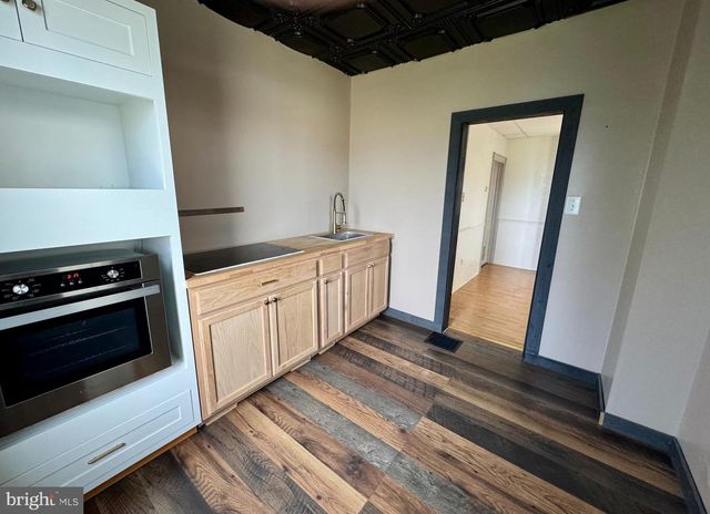 625 E MIDDLE ST, Hanover, PA 17331