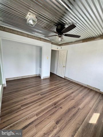625 E MIDDLE ST, Hanover, PA 17331
