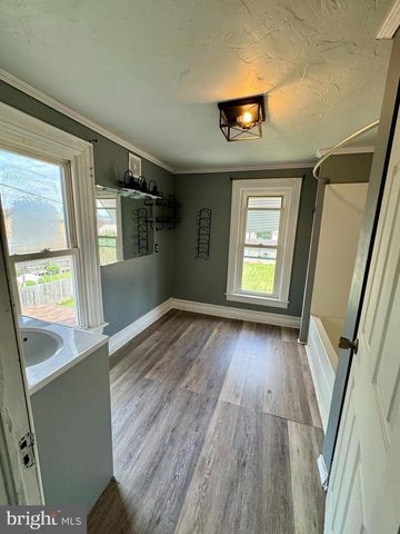 625 E MIDDLE ST, Hanover, PA 17331