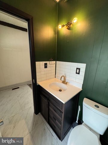 625 E MIDDLE ST, Hanover, PA 17331