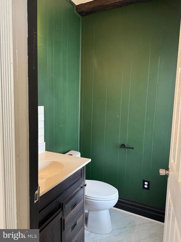 625 E MIDDLE ST, Hanover, PA 17331