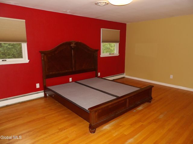 2016 Lisa Lane, Rotterdam, NY 12303