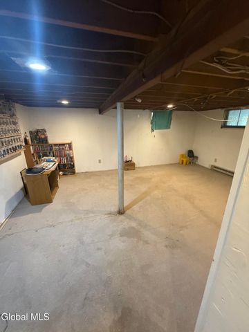 2016 Lisa Lane, Rotterdam, NY 12303