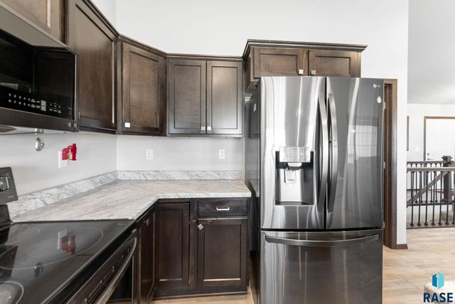 111 S Tumble Creek Ave Avenue, Sioux Falls, SD 57110