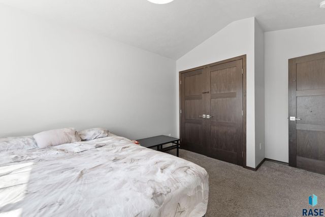 111 S Tumble Creek Ave Avenue, Sioux Falls, SD 57110