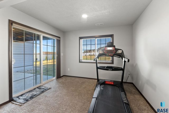 111 S Tumble Creek Ave Avenue, Sioux Falls, SD 57110