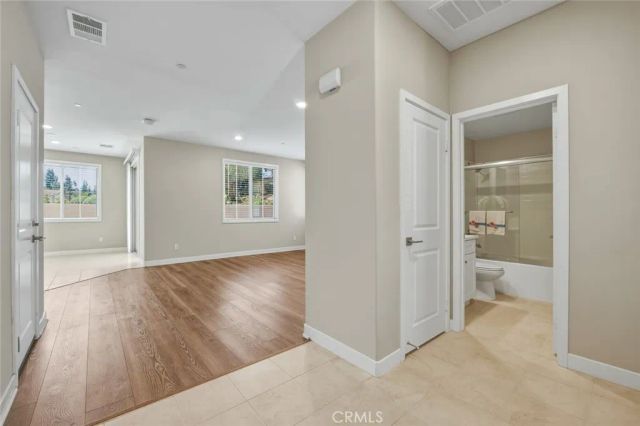 16 Greensboro Ct, Pomona, CA 91766