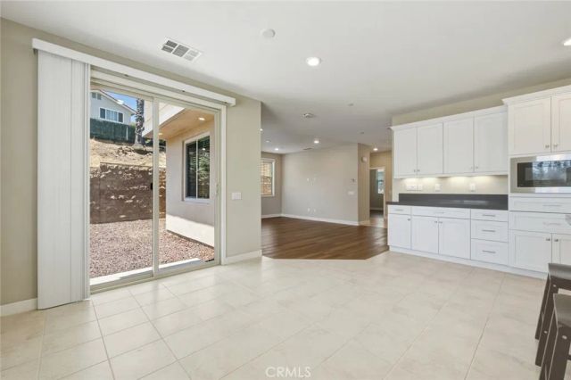 16 Greensboro Ct, Pomona, CA 91766