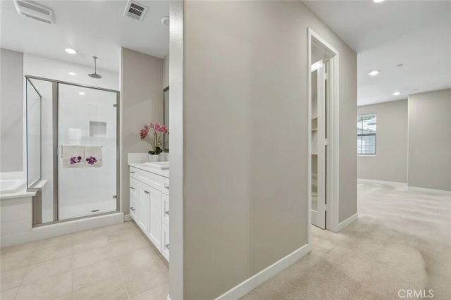 16 Greensboro Ct, Pomona, CA 91766