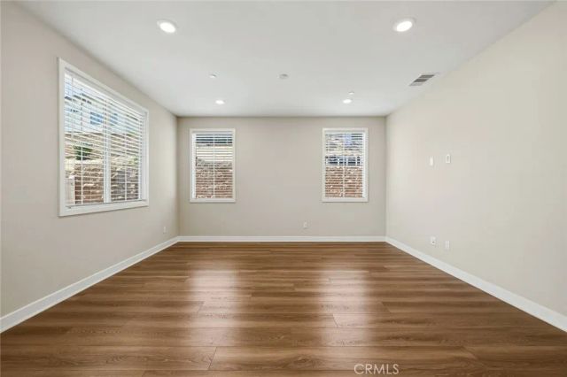 16 Greensboro Ct, Pomona, CA 91766