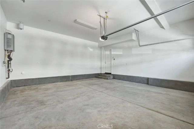 16 Greensboro Ct, Pomona, CA 91766