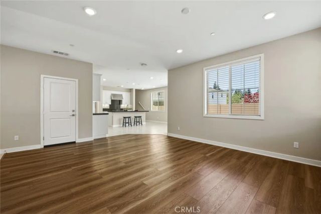 16 Greensboro Ct, Pomona, CA 91766
