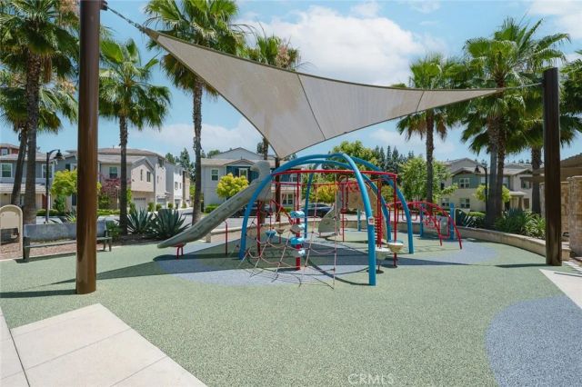 16 Greensboro Ct, Pomona, CA 91766
