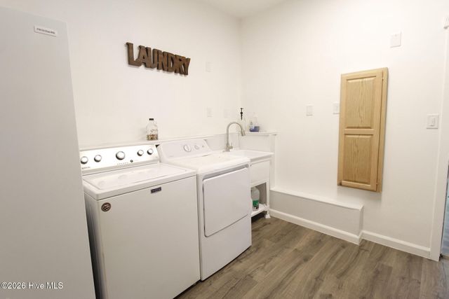 104 Pineview Road, Jacksonville, NC 28546