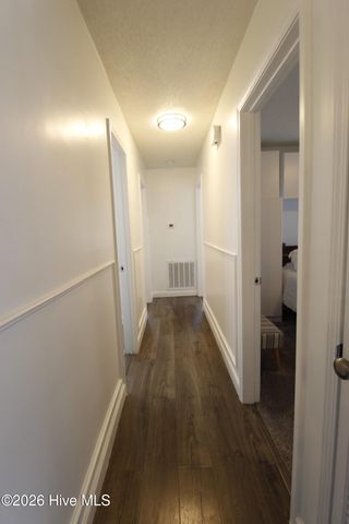 104 Pineview Road, Jacksonville, NC 28546