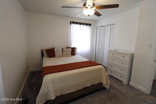 104 Pineview Road, Jacksonville, NC 28546