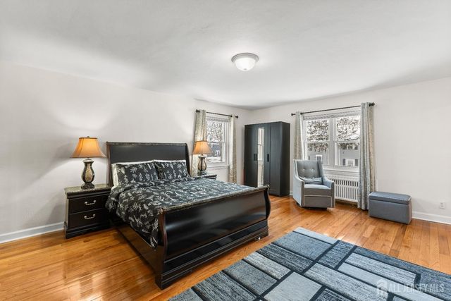 80 Glenwood Avenue, Elmwood Park, NJ 07407