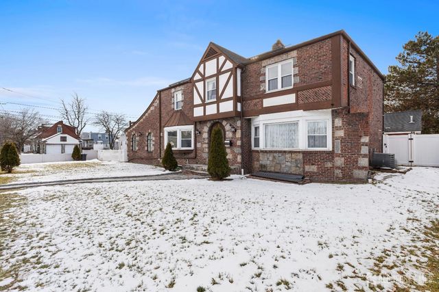 80 Glenwood Avenue, Elmwood Park, NJ 07407