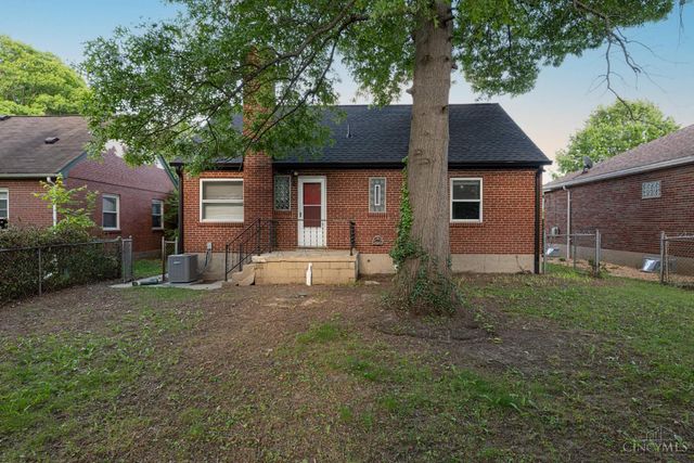 6429 Aspen Way, Cincinnati, OH 45224