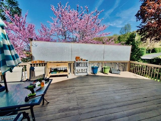 6 Courtland Rd, Vernon Twp., NJ 07462