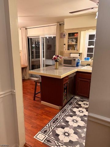 6 Courtland Rd, Vernon Twp., NJ 07462