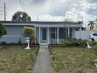 804 N 20th Court, Hollywood, FL 33020