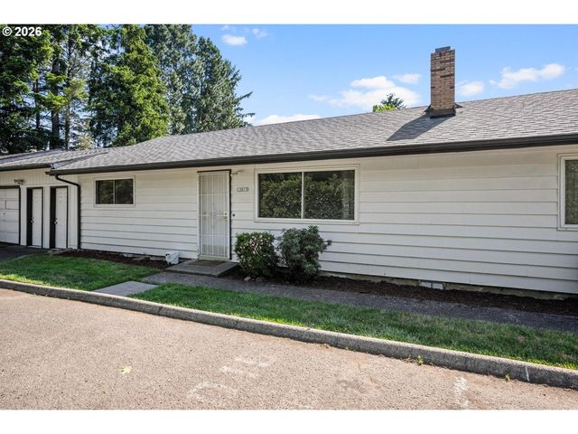 12011 Se MARKET St, Portland, OR 97216