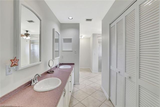 5859 Westbourgh CT, Naples, FL 34112