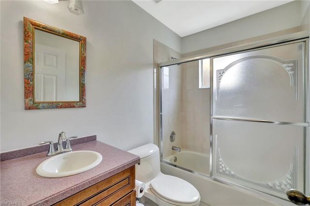 5859 Westbourgh CT, Naples, FL 34112