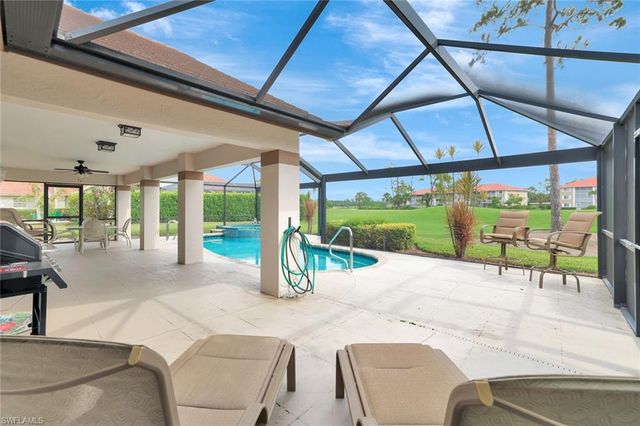 5859 Westbourgh CT, Naples, FL 34112