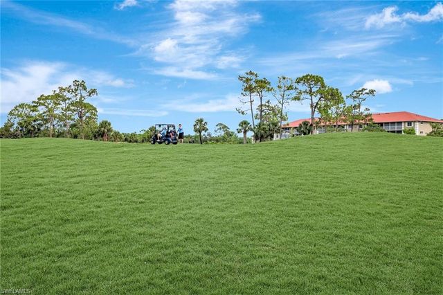 5859 Westbourgh CT, Naples, FL 34112