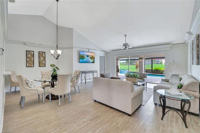 5859 Westbourgh CT, Naples, FL 34112