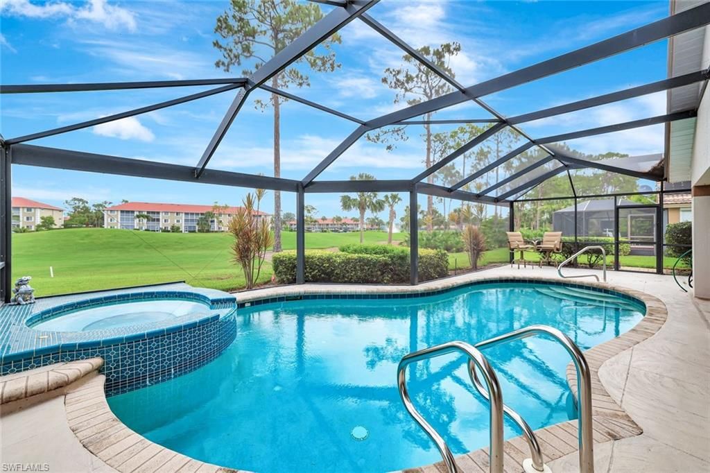 5859 Westbourgh CT, Naples, FL 34112