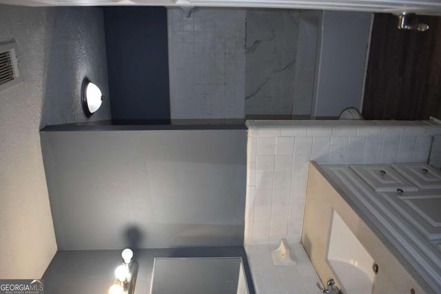 382 Cowan Street, Macon, GA 31217