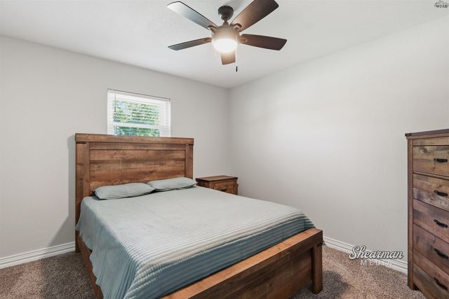 1007 W BEVERLY LOOP, Burkburnett, TX 76354