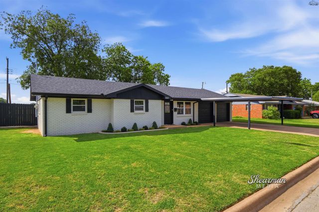 1007 W BEVERLY LOOP, Burkburnett, TX 76354
