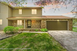 1010 Grenoble Circle, Lansing, MI 48917