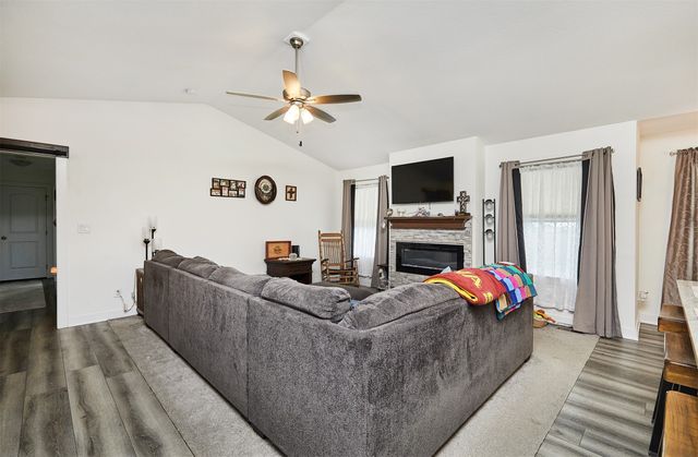 113 Foley Street, Stuart, IA 50250