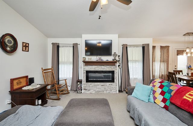 113 Foley Street, Stuart, IA 50250
