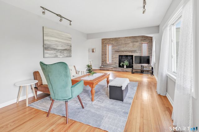 66 Washington Road, Hamden, CT 06518