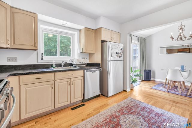 66 Washington Road, Hamden, CT 06518