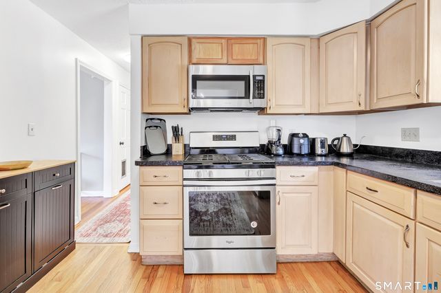 66 Washington Road, Hamden, CT 06518