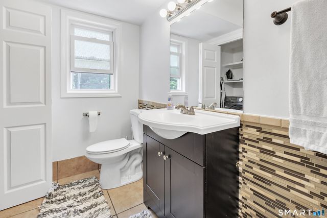 66 Washington Road, Hamden, CT 06518