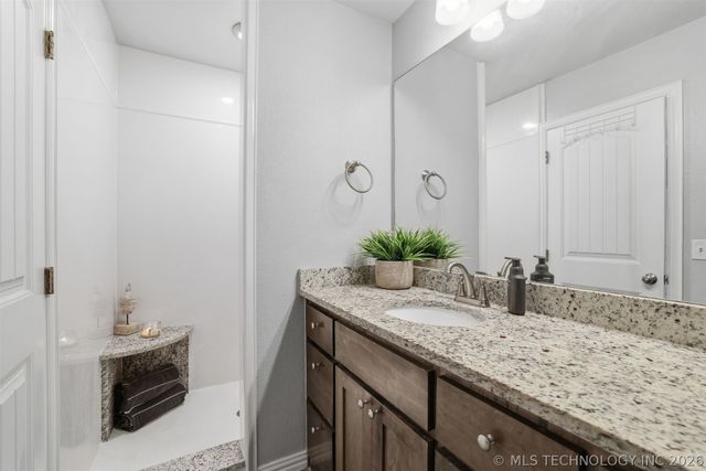 106 Santa Monica, Durant, OK 74701