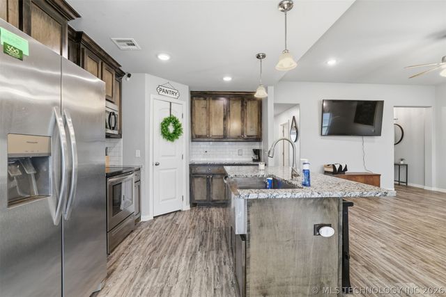 106 Santa Monica, Durant, OK 74701