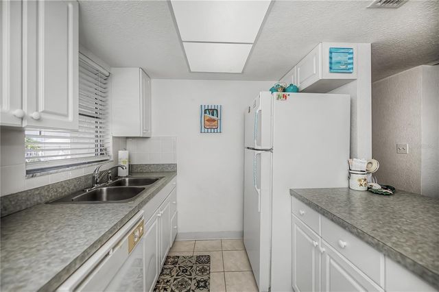 1080 BAL HARBOR BOULEVARD 10C, Punta Gorda, FL 33950